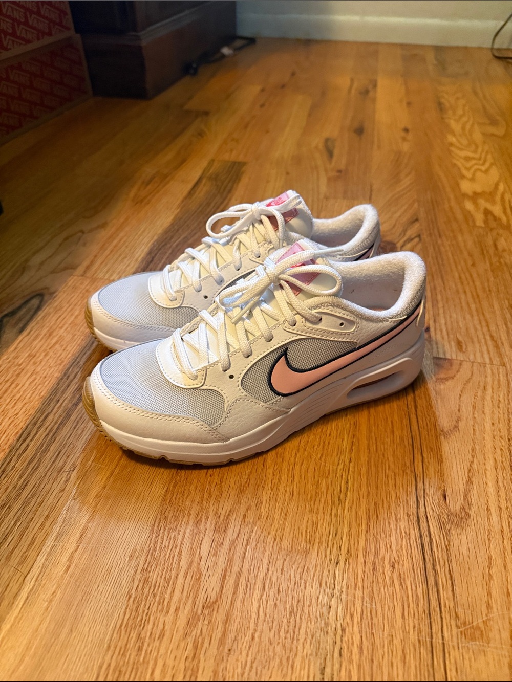 Nike Airmax SC Kids Size 4 White Sneakers with Pink Swoosh and Navy Outline